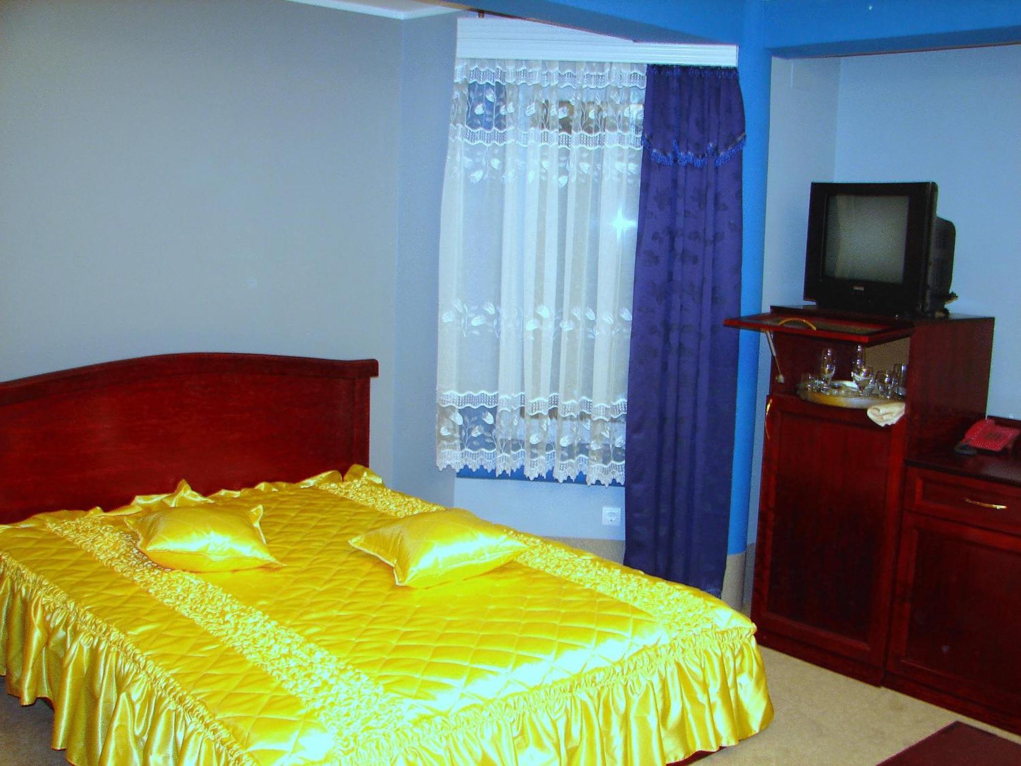 Hotel Vila Mitic Luxx Spa Centar 레스코바츠 외부 사진