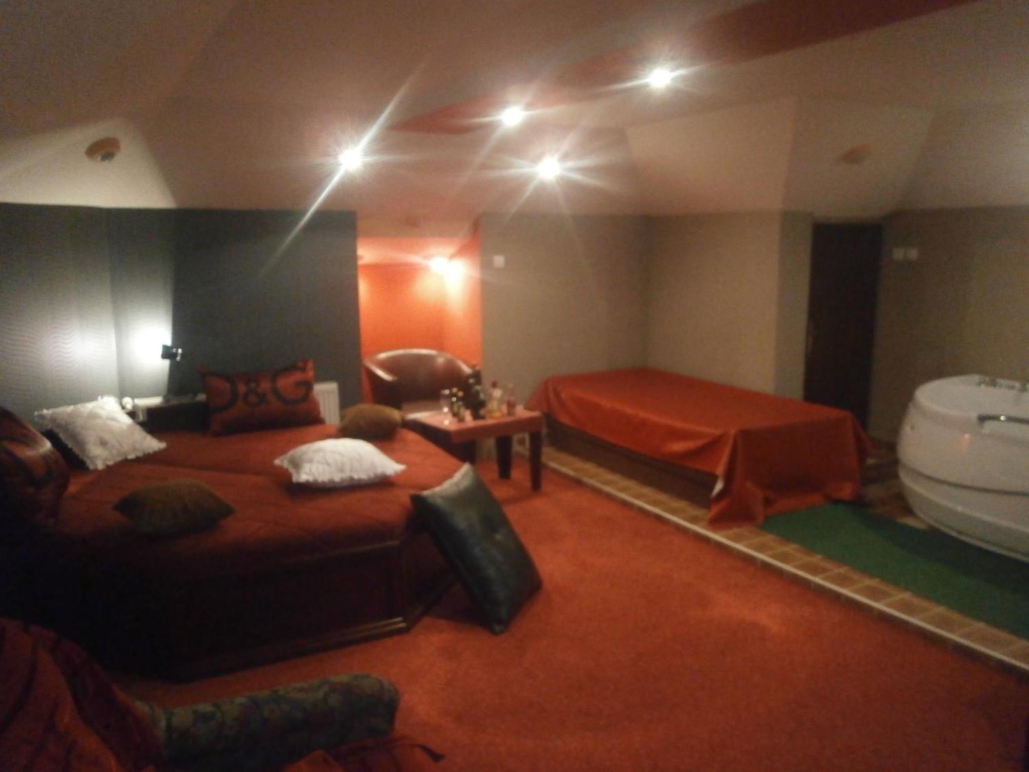 Hotel Vila Mitic Luxx Spa Centar 레스코바츠 외부 사진