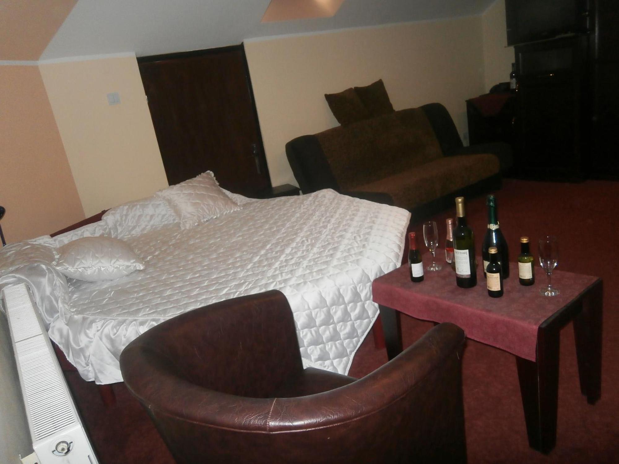 Hotel Vila Mitic Luxx Spa Centar 레스코바츠 외부 사진