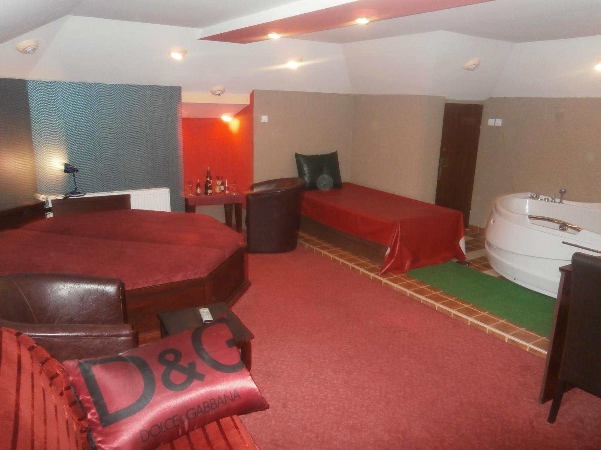 Hotel Vila Mitic Luxx Spa Centar 레스코바츠 외부 사진
