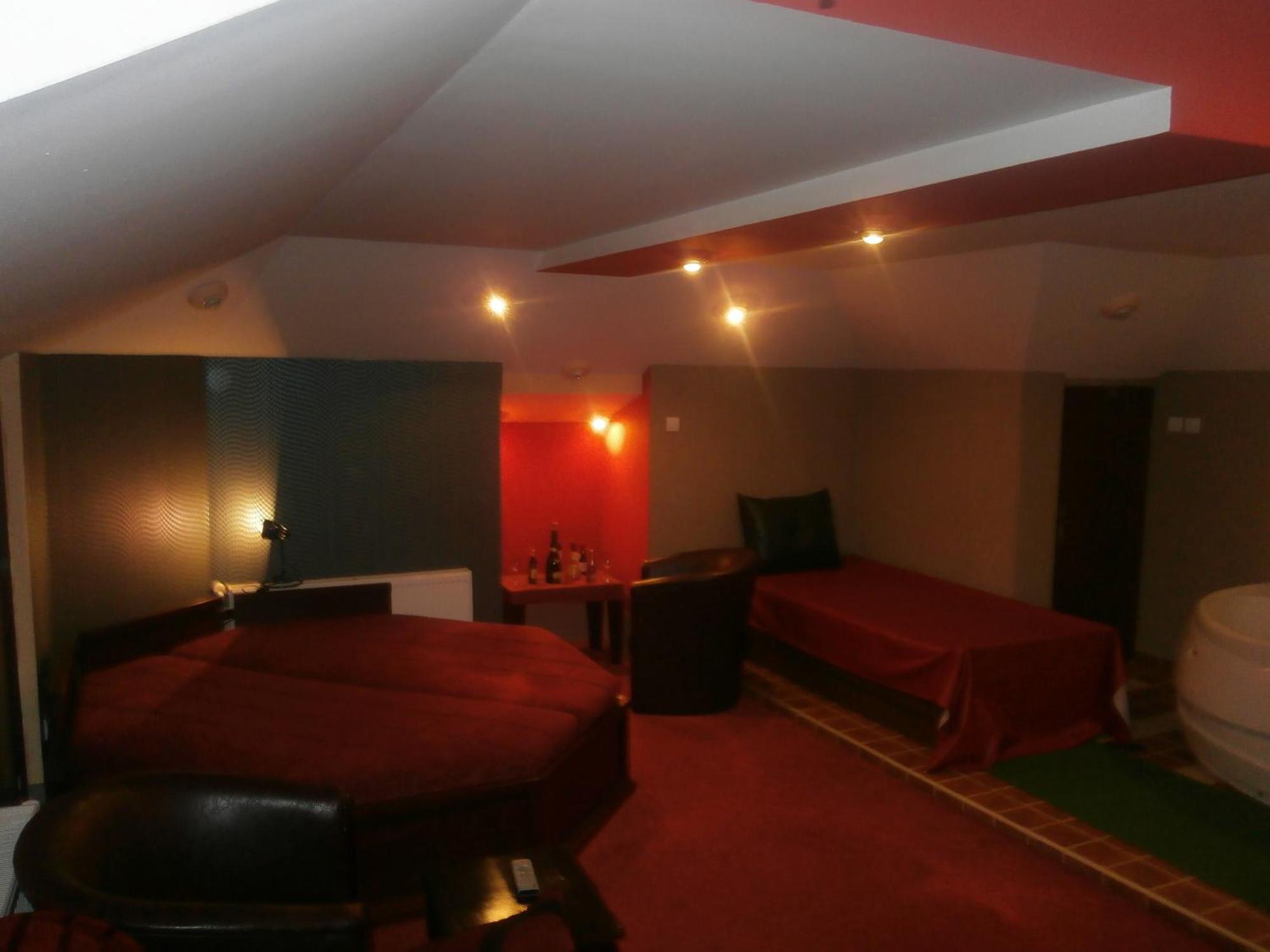 Hotel Vila Mitic Luxx Spa Centar 레스코바츠 외부 사진