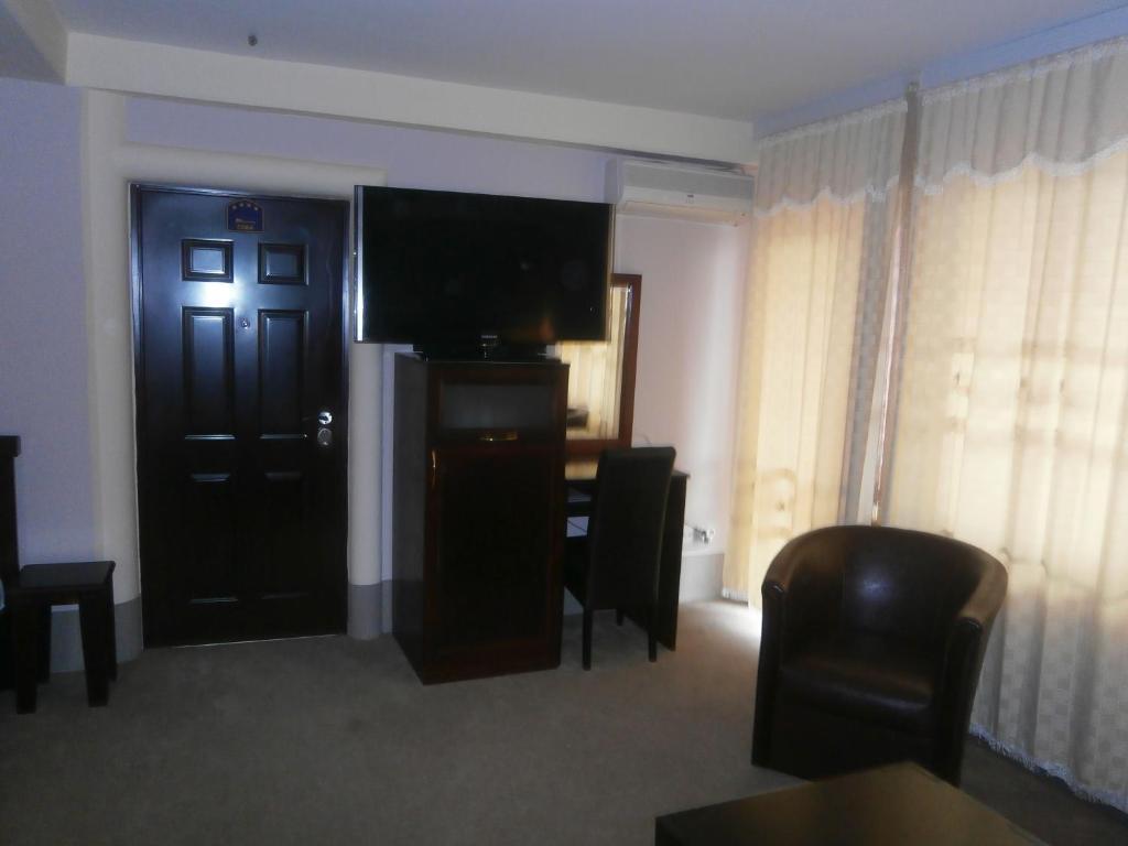 Hotel Vila Mitic Luxx Spa Centar 레스코바츠 외부 사진